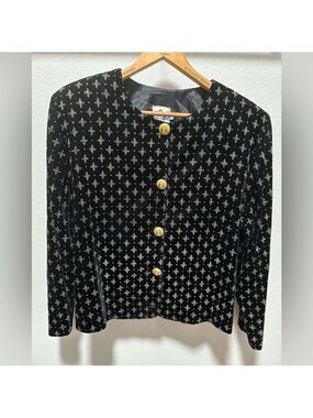 Over & Under (O&U) Black Velvet Jacket, gold buttons Size 16W looks new Vintage